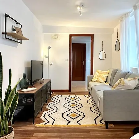 Apartamento De Diseno En El Puerto De Castro Apartment *