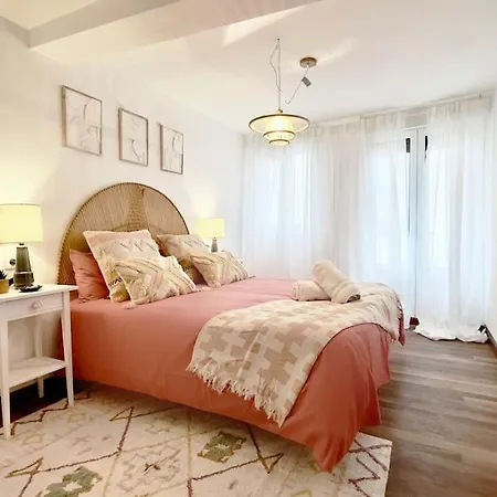 Apartamento De Diseno En El Puerto De Castro *