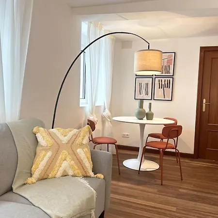 Apartamento De Diseno En El Puerto De Castro