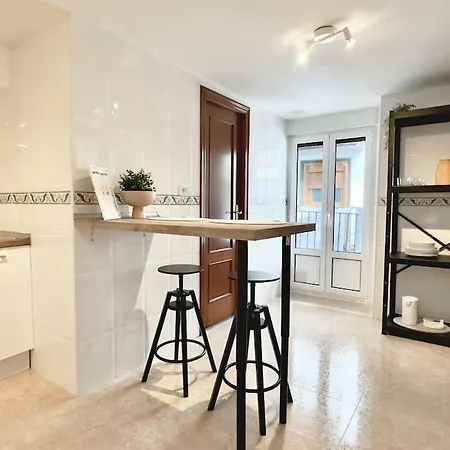 Apartamento De Diseno En El Puerto De Castro *